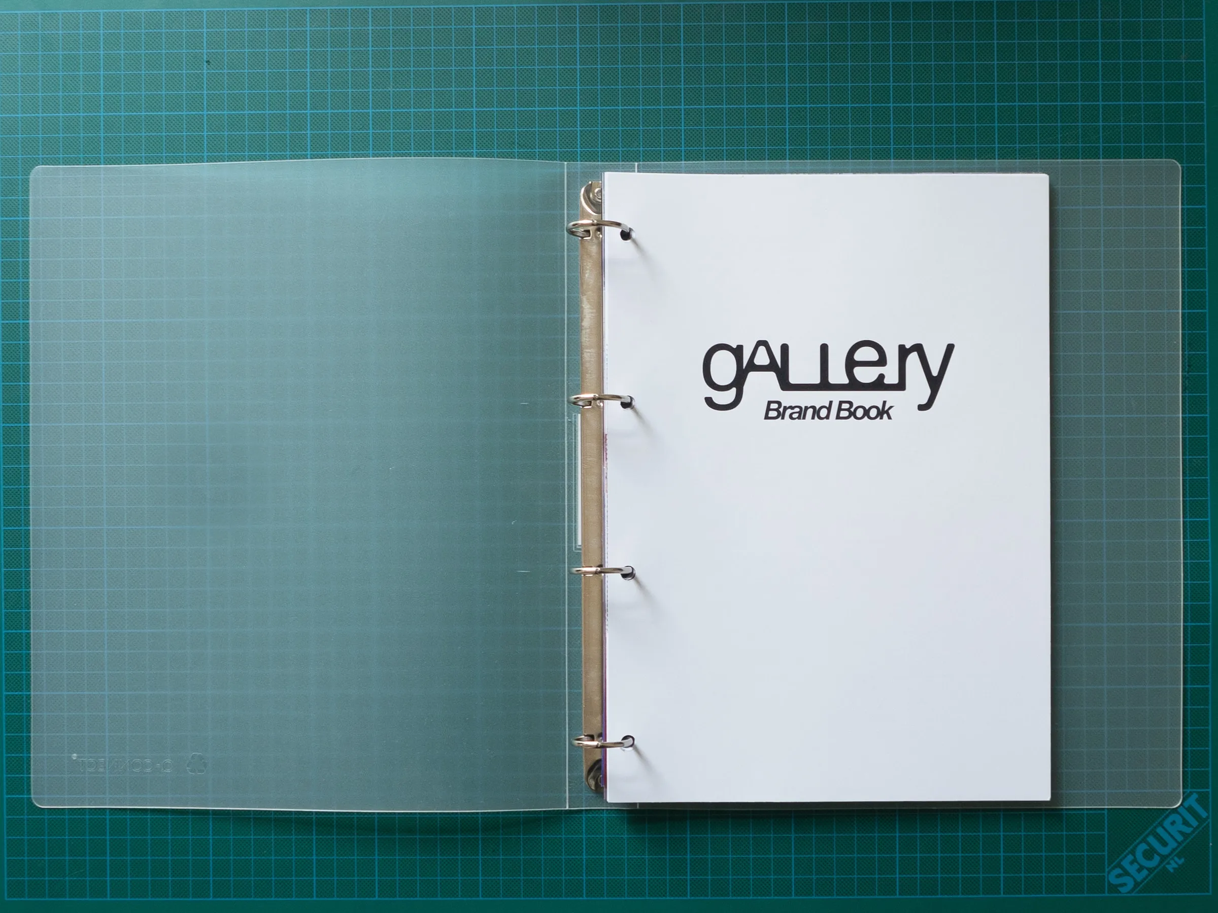 gALLery brand book, page 1